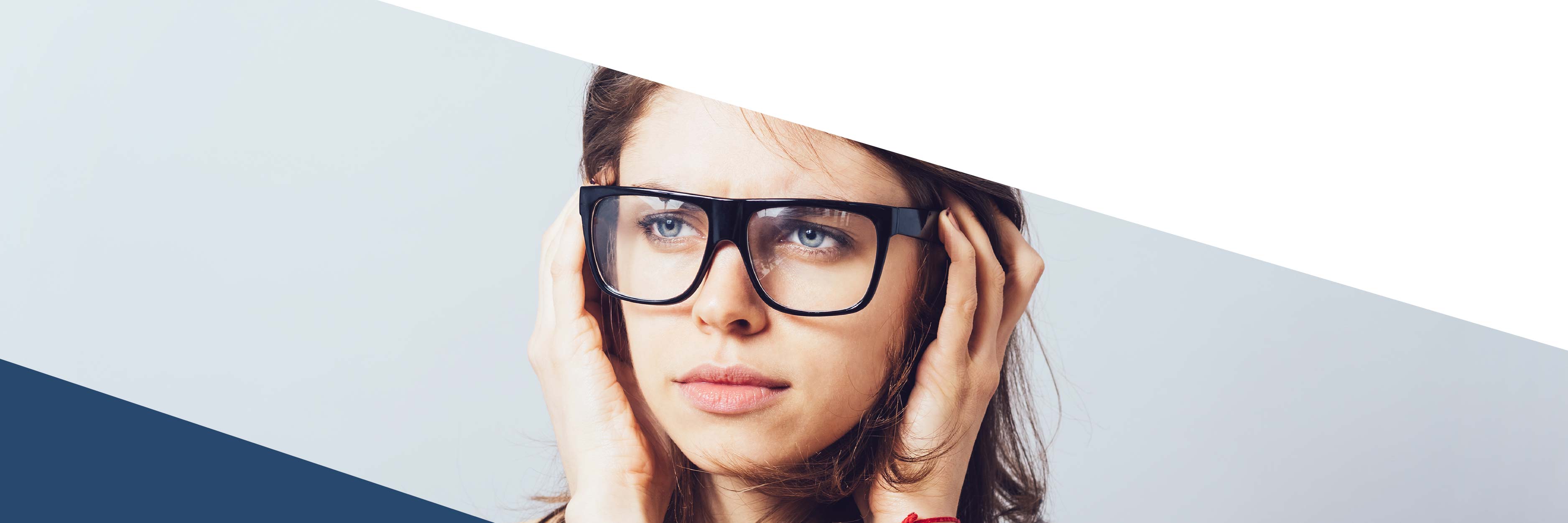 PC specs_lady_with_glasses